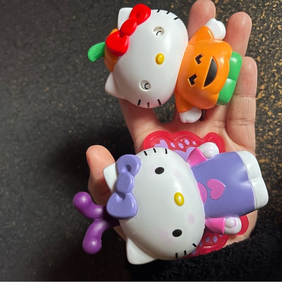 Hello Kitty Bundle - Picture 5 of 8